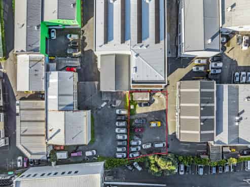 404sqm mixed use land!