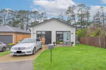 35 Rongomai Street, Helensville