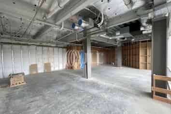 A-Grade Medical Centre: Customizable Space