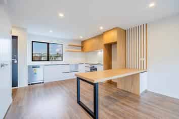 3/21 Peachgrove Road, Te Atatu Peninsula