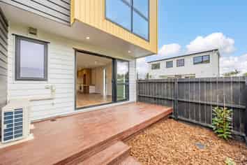 3/21 Peachgrove Road, Te Atatu Peninsula