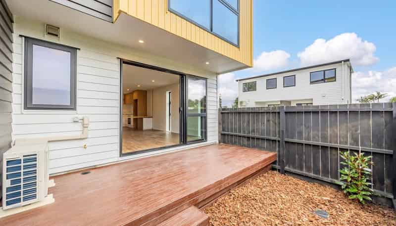 3/21 Peachgrove Road, Te Atatu Peninsula