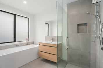 26 Karahui Road, Clevedon