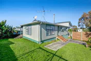 23 Snells Beach Road, Snells Beach