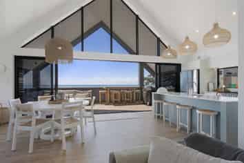 10B Beach Road, Waihi Beach