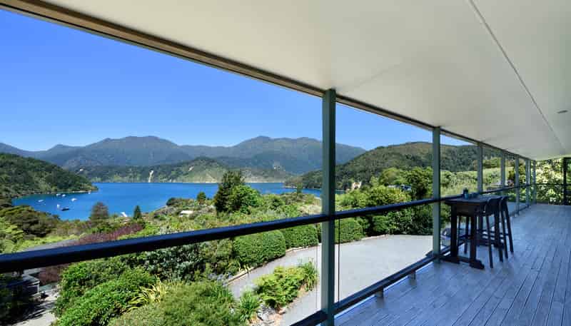 16 & 22 Worlds End Road, Tennyson Inlet