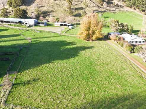 326 Creek Road, Mangamahu