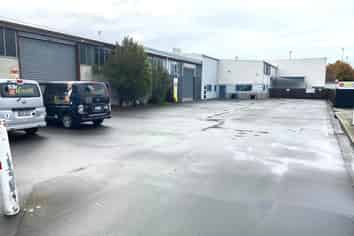 Birmingham Drive beauty - 458sqm