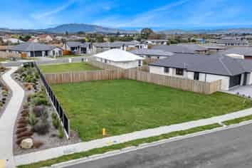 28 Greig Crescent, Amberley