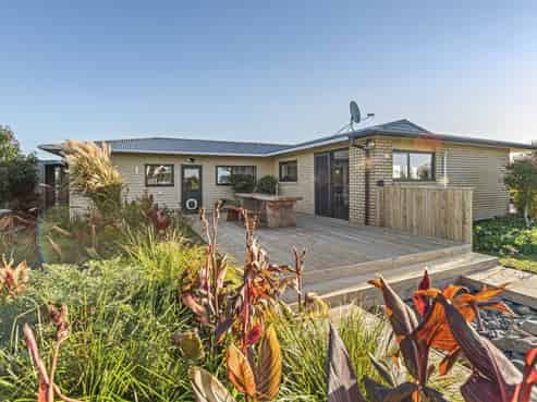 37 Upper Pitone Road, Oakura