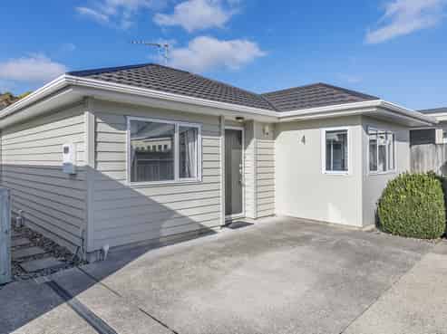 4 Melville Street, Tawa