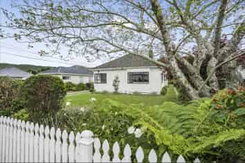 9 Poole Crescent, Wainuiomata