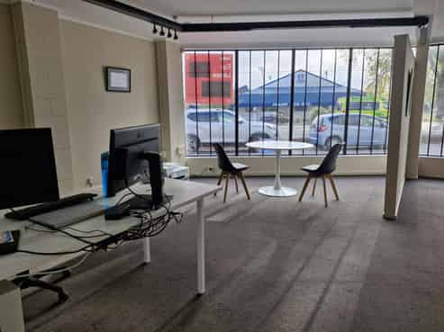 Showroom, Office, Warehouse with Profile & Parking