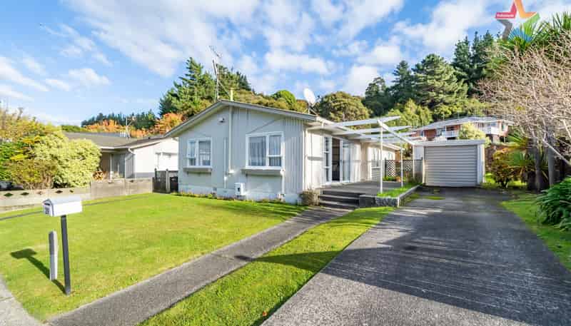 29 McGowan Road, Wainuiomata