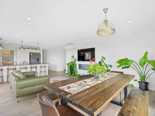 6 Hayes Lane, Hakaru