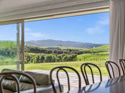 6 Hayes Lane, Hakaru