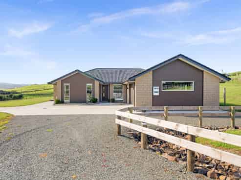 6 Hayes Lane, Hakaru