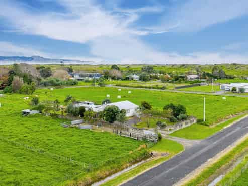 7 Riripeti Street, Nuhaka/Morere