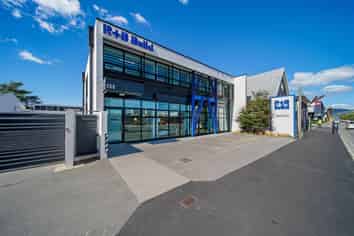 Well Priced CBD Warehouse and Office 