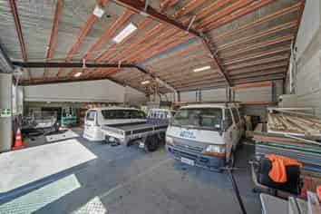 Well Priced CBD Warehouse and Office 