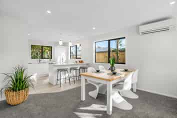 12/12 Marion Street, Silverstream