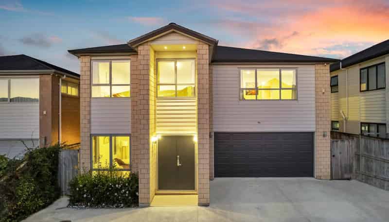 10  Fong Road, Flat Bush