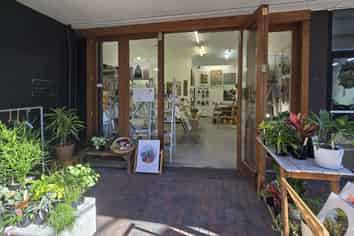 Bright boutique retail space