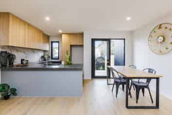 Unit 7/23-25 Sullivan Avenue, Mangere Bridge