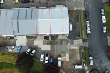 Newly Refurbished Trades Workshop in Drury