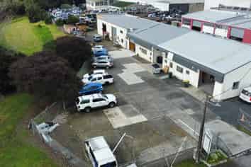 Newly Refurbished Trades Workshop in Drury