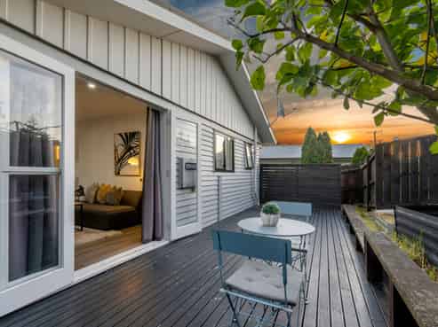 1/109 Target Road, Totara Vale