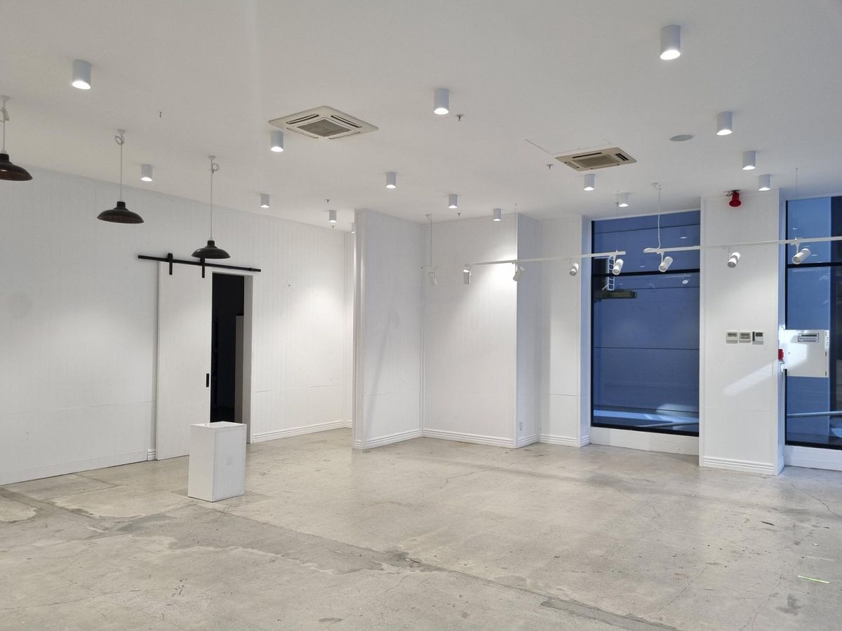 Premium Retail Space on Brandon Street, Wellington – pohled 3
