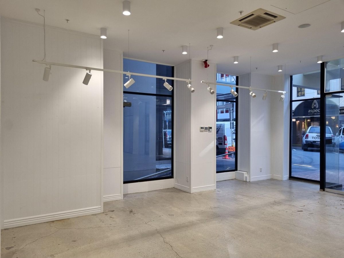 Premium Retail Space on Brandon Street, Wellington – pohled 5