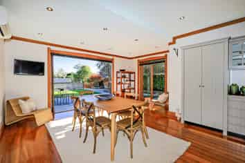 5 Grange Road North, Haumoana