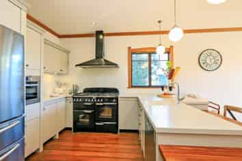 5 Grange Road North, Haumoana