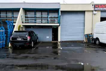 Industrial Unit in Otahuhu | 168sqm