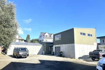 Warehouse/storage for lease – Raumati Beach