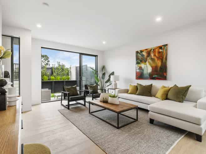 69 Bearing Parade, Long Bay