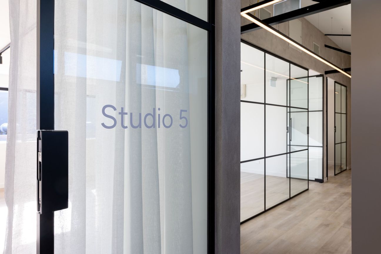 Premium Office Suites | Wellness & Beauty Hub - Vista 6