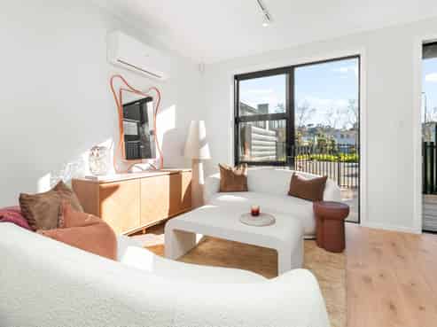 35 Yozin Road, Swanson