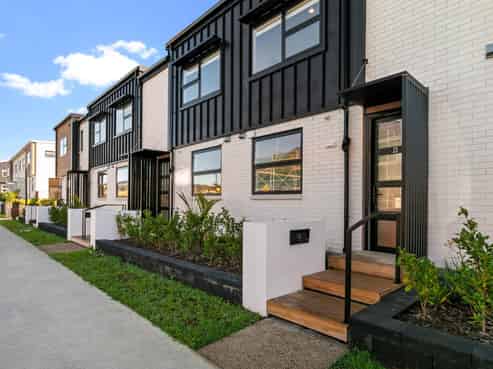 35 Yozin Road, Swanson