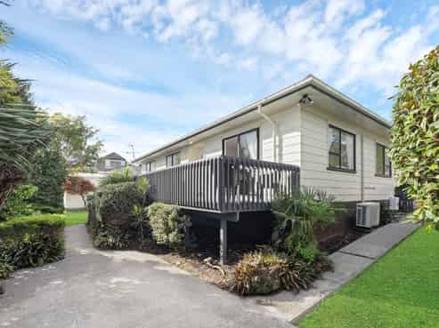 1/67 Lewisham Street, Highland Park