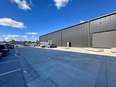 CBRE | Part of Unit C Available in Takanini