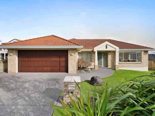11 Conacher Close, East Tamaki Heights