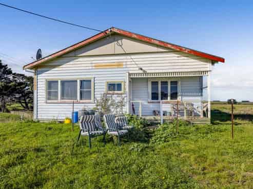 1099 Normanby Road, Manaia
