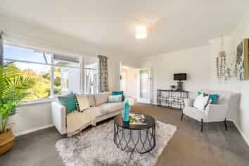 44 Gurney Road, Kelson