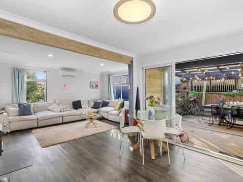 27 Edelweiss Grove, Timberlea