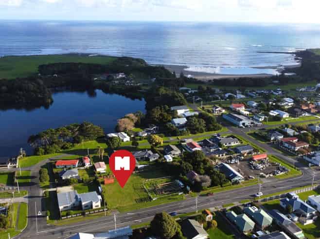 8 Tasman Street, Opunake