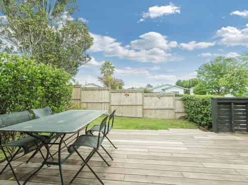 Auckland - Address withheld