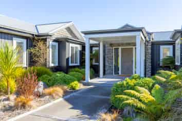 56 Oakdale Drive, Kinloch